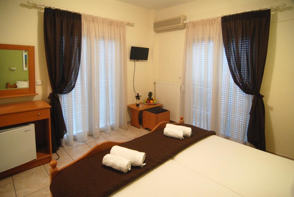 Apollon Hotel ปาราเลียกาเตอรีนิส ห้อง รูปภาพ